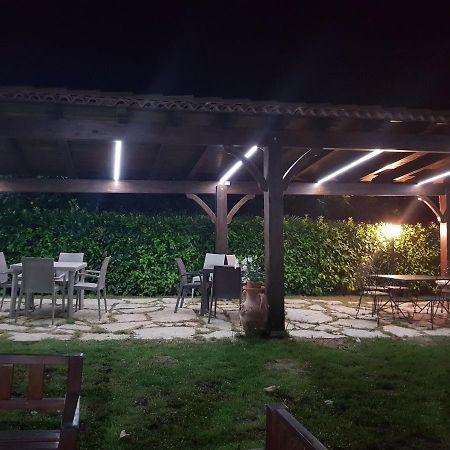 La Taverna Morcone Exterior photo